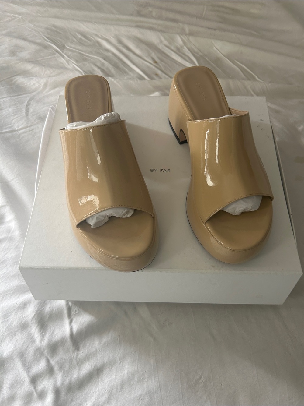 BY FAR Le Roy Kraft Beige Patent Leather Platform Mules